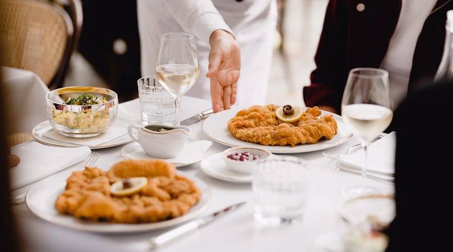 Wo sollte man in Wien Schnitzel essen?