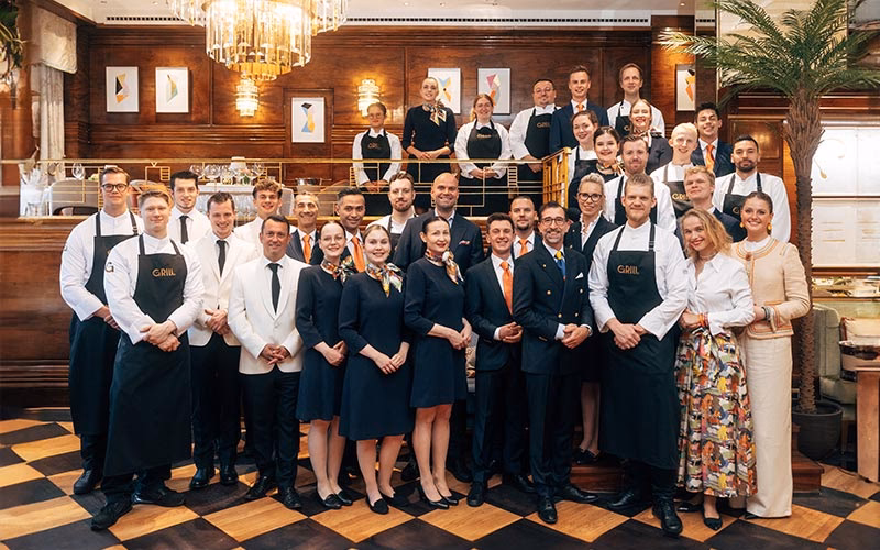 Wer ist Küchenchef im Vier Jahreszeiten Hamburg?