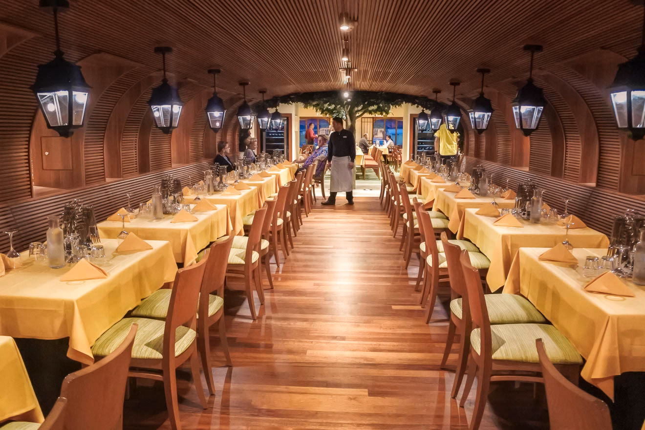 Wo befindet sich das Marktrestaurant auf der AIDAnova?