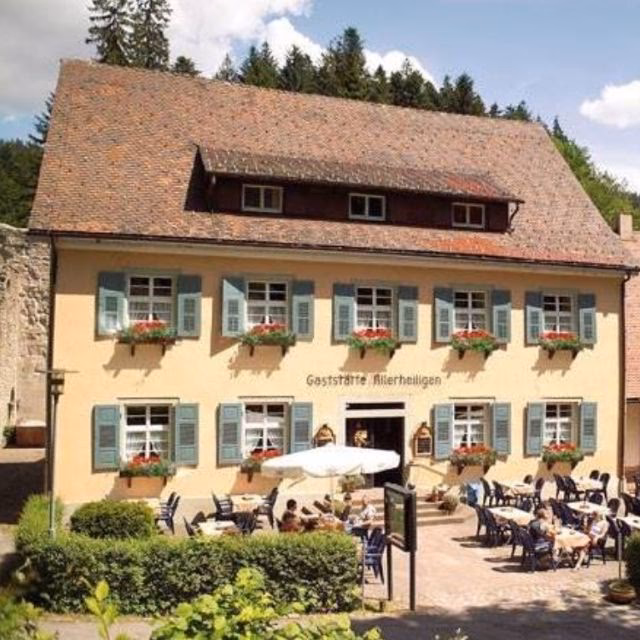 Was hat Allerheiligen auf?