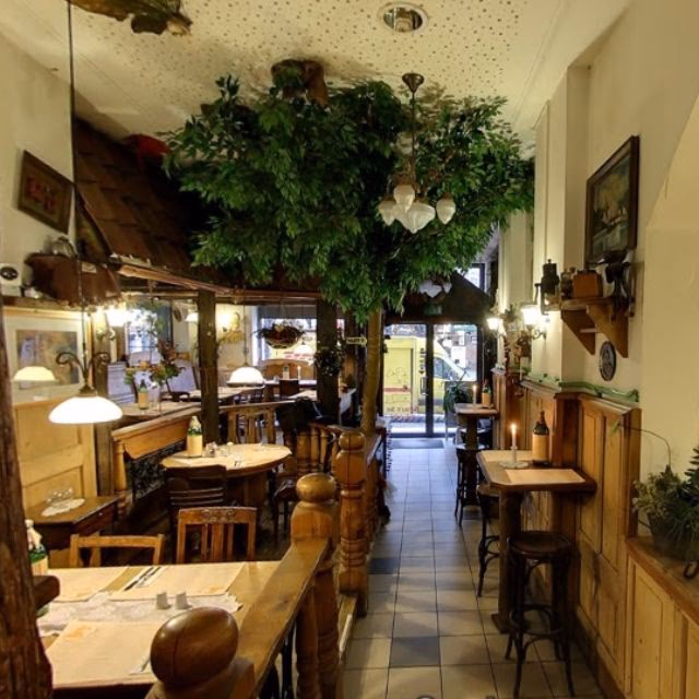 Wie alt ist das Nikolaiviertel in Berlin?