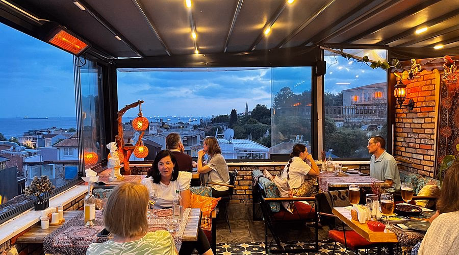 Wem gehören die Restaurants in San Carlos?