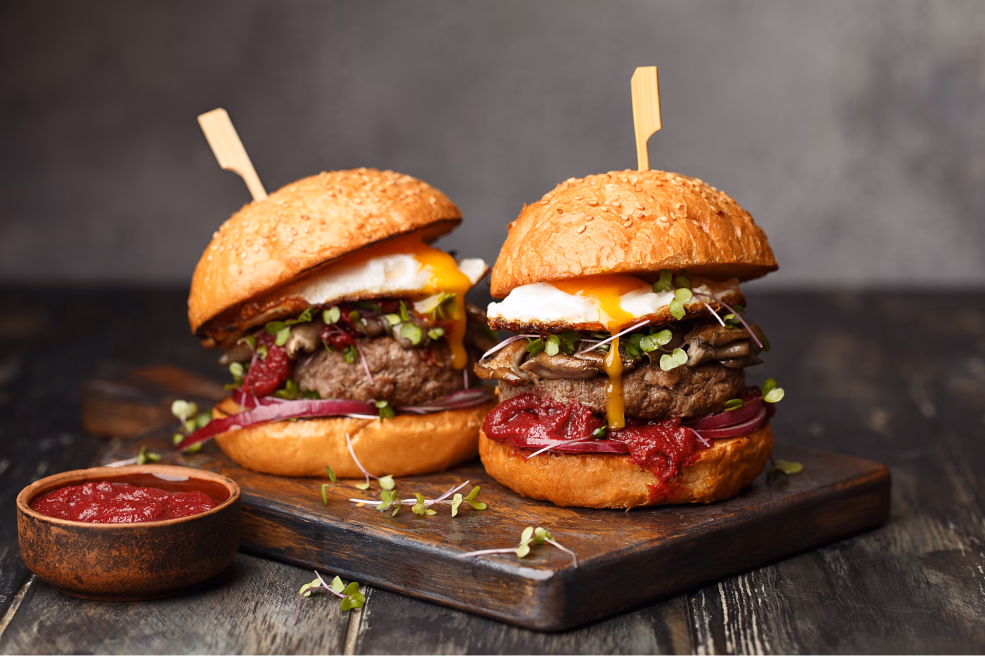 Wie viele kcal hat ein Burger im Restaurant?