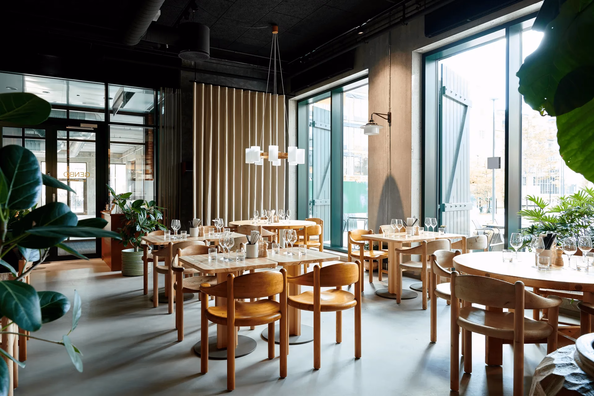 Was kostet ein Essen im Restaurant in Dänemark?