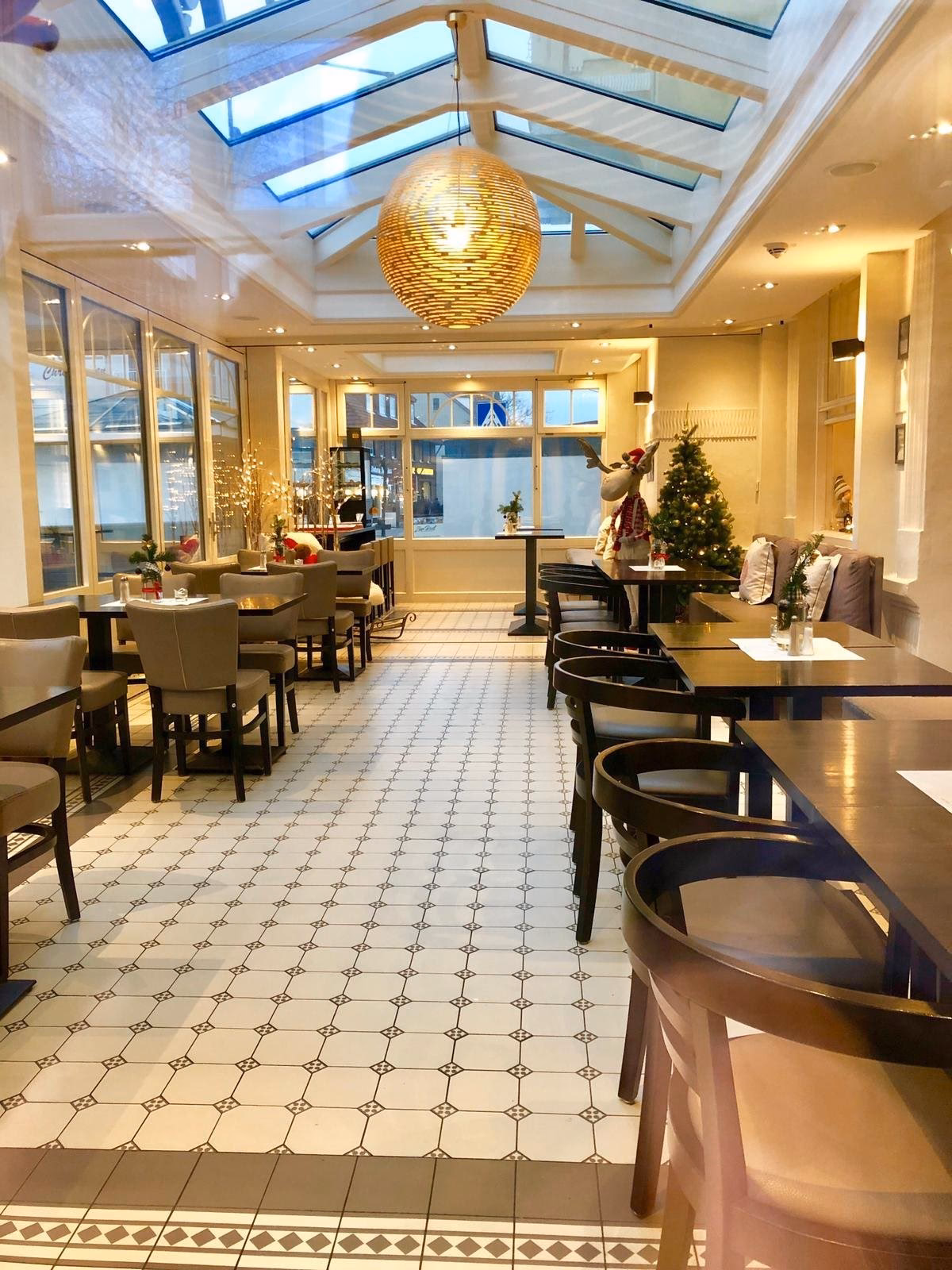 Was kostet das Frühstück im Strandhotel Duhnen?