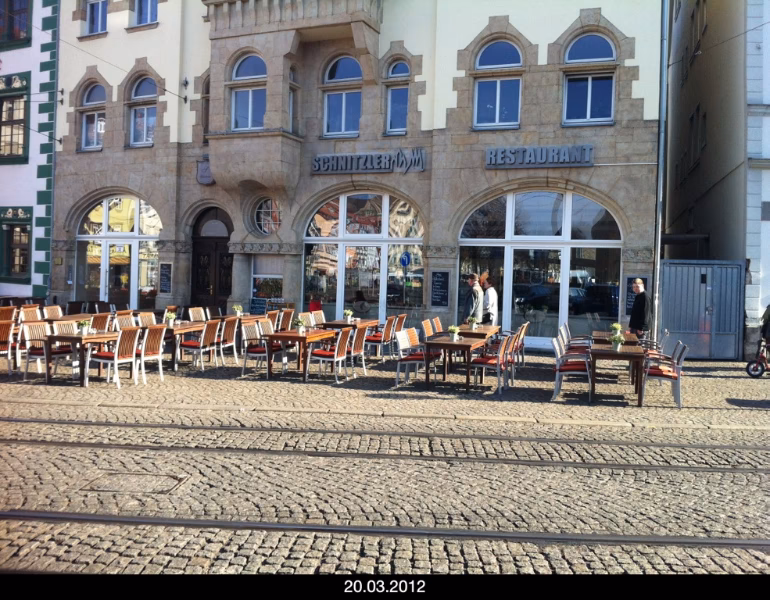 Was ist auf dem Domplatz in Erfurt?