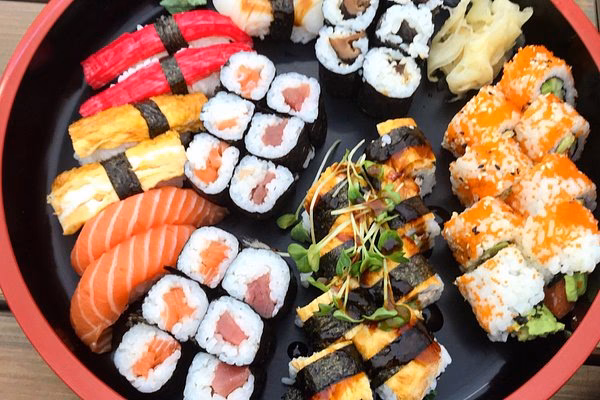 Was kostet ein Essen im Restaurant in Japan?