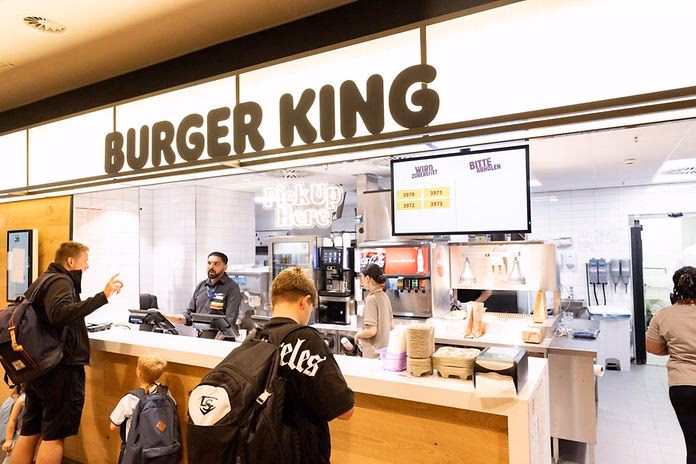 Was kann man am Hamburger Flughafen machen?