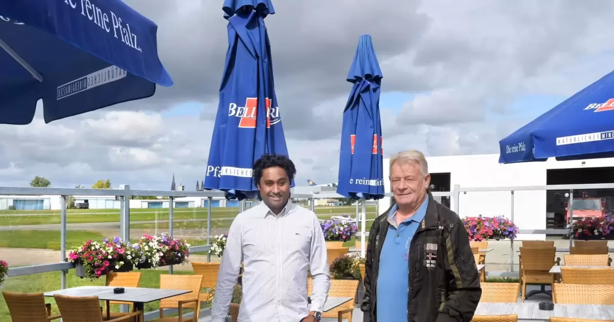 Wem gehört der Flughafen Speyer?