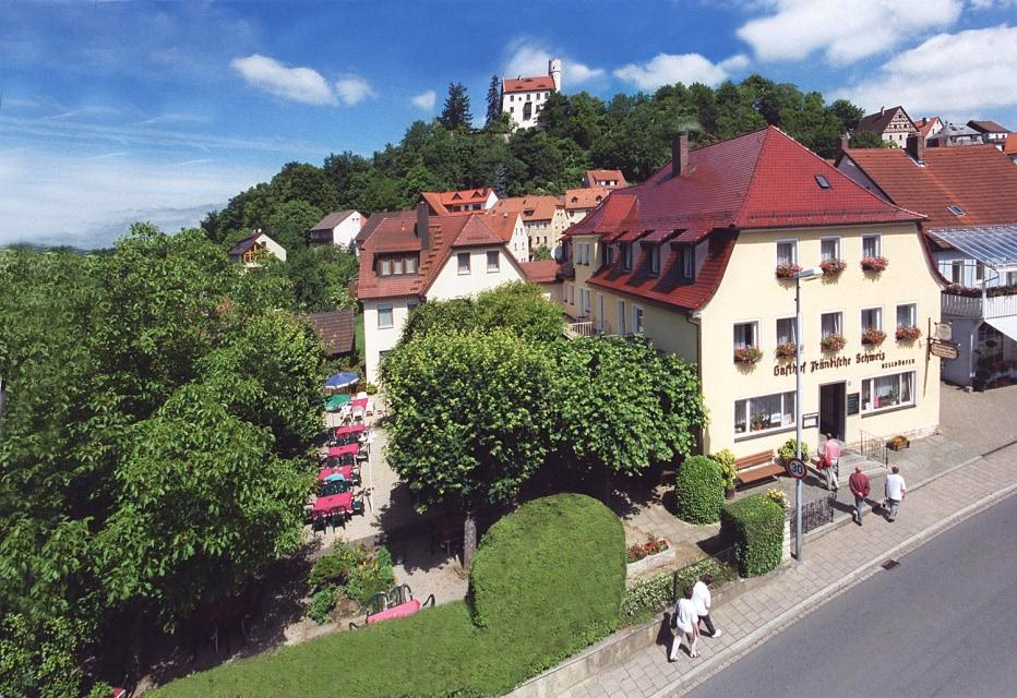 Wie hoch sind die Preise für Übernachtungen im Gasthaus Fränkische Schweiz?