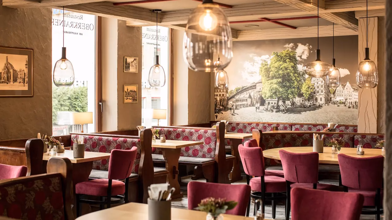 Welches Restaurant gehört Jimmy Buffetts Schwester?