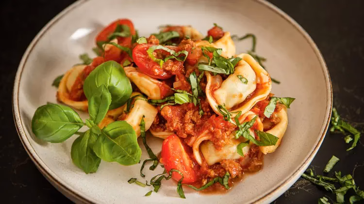 Kann man bei Globus Essen mitnehmen?