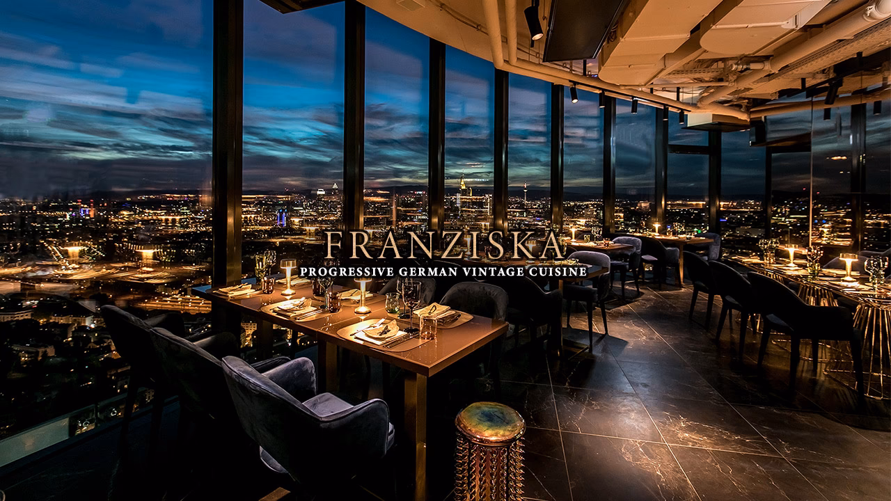 Was ist oben im Henninger Turm?