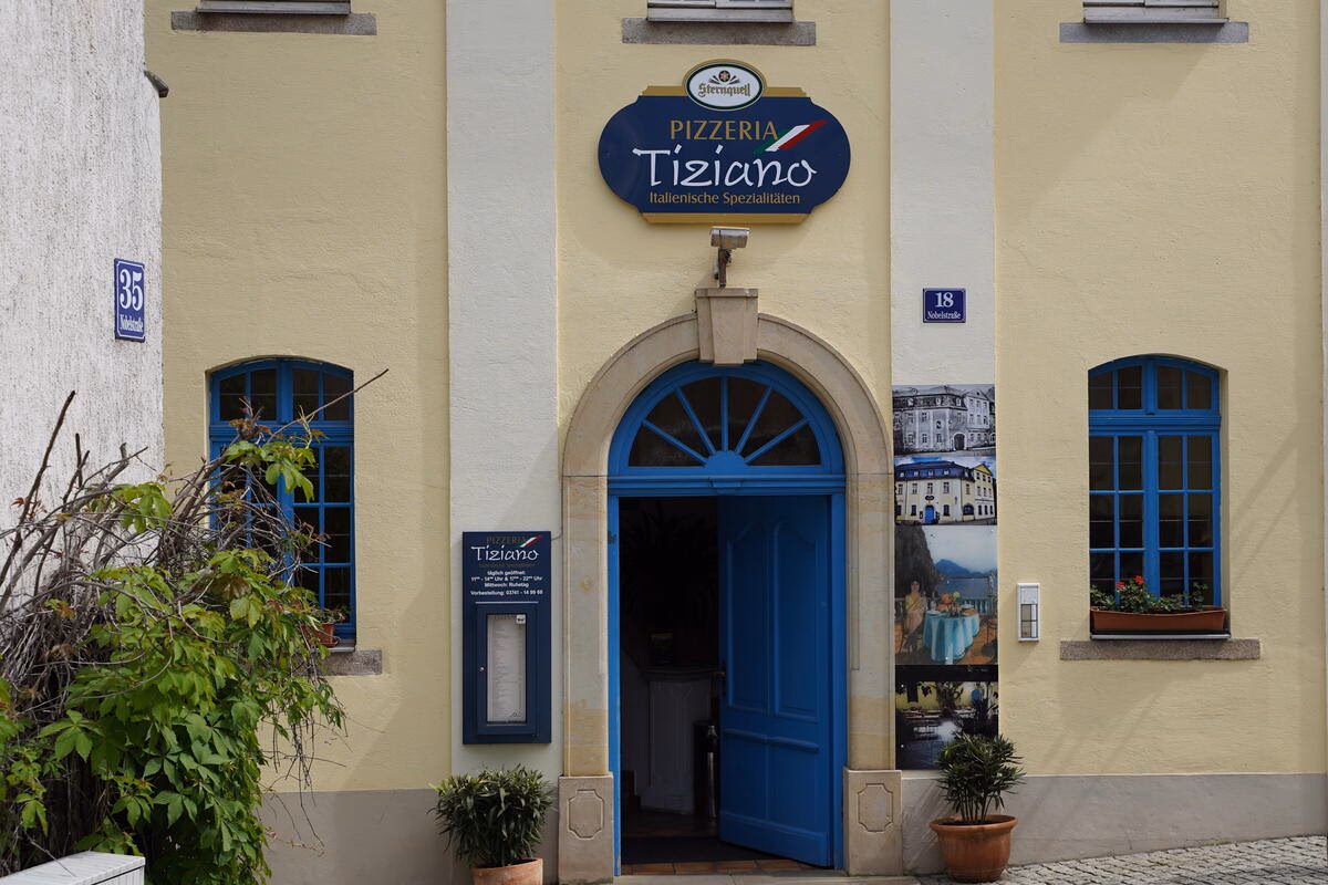 Wem gehört das italienische Restaurant Balboa?