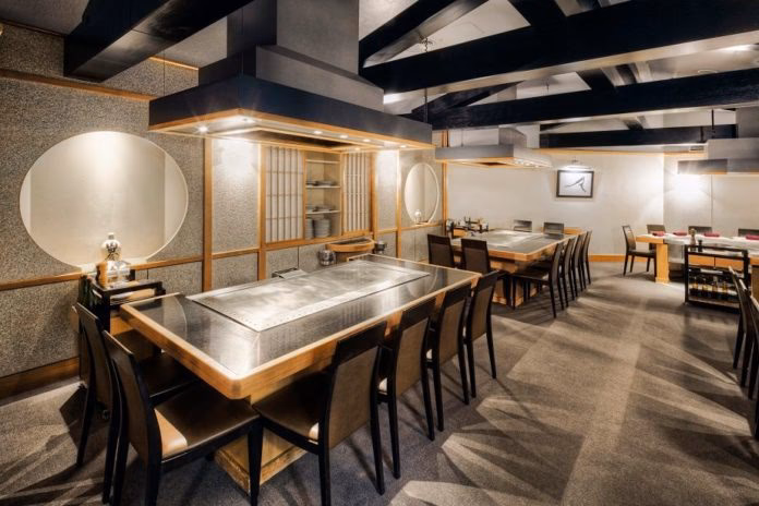 Was sagt man, wenn man in Japan ein Restaurant verlässt?