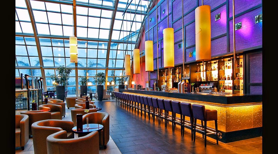 Wie lange kann man im KaDeWe essen?