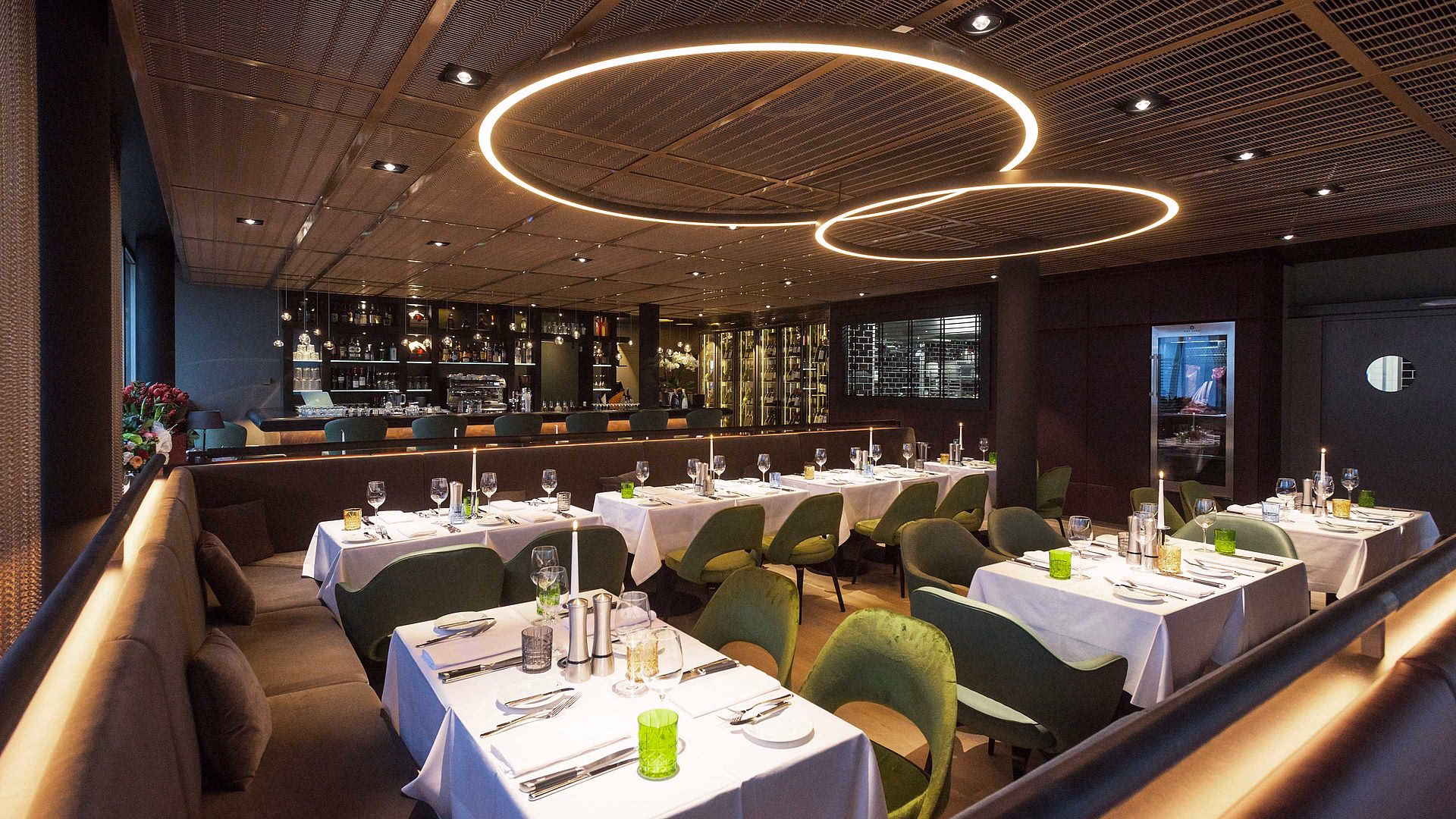 Wie heißt die Einkaufsstraße von Düsseldorf?