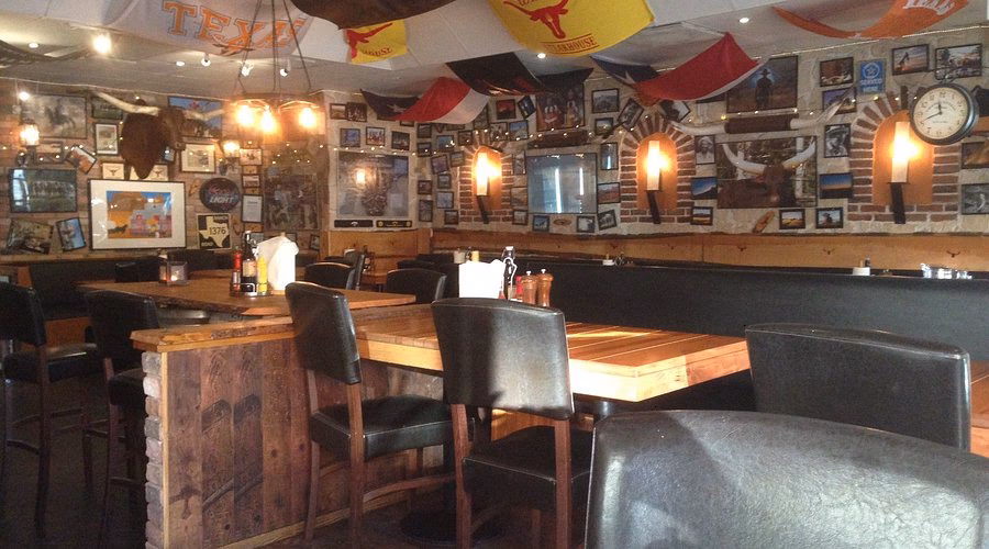 Wofür ist das Longhorn Steakhouse am besten bekannt?