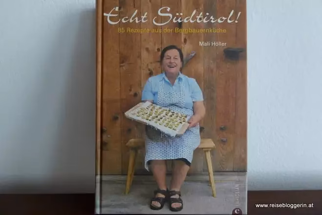 Wie alt ist Mali Höller?