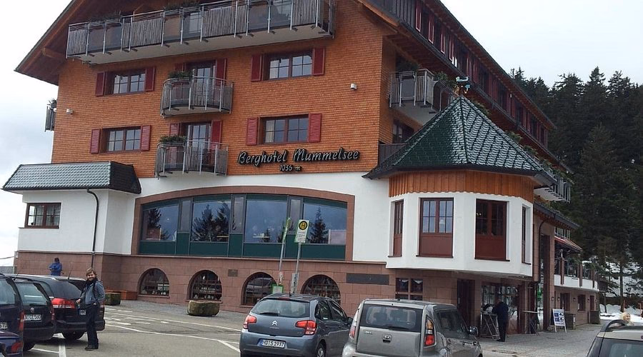 Wann ist das Mummelsee Hotel abgebrannt?
