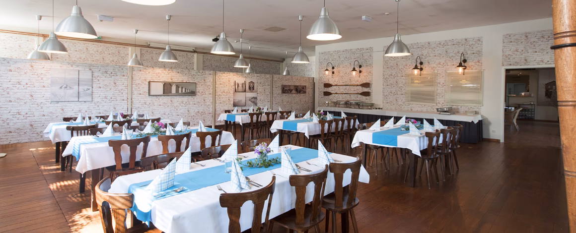 Wer ist der Inhaber des Bootshauses Ilmenau?