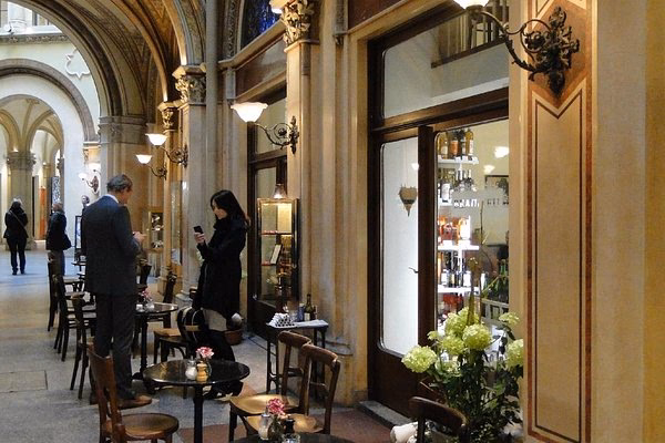 Wie fragt man in Frankreich im Restaurant nach der Rechnung?