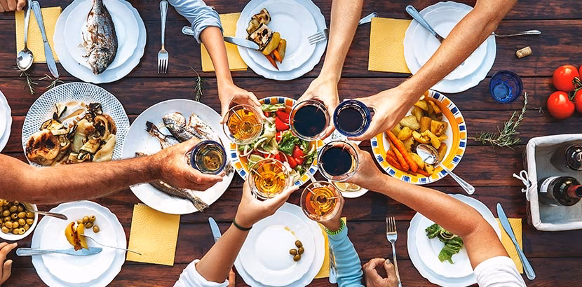 Was sind Beispiele für Full-Service-Restaurants?