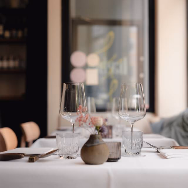 Was kostet Parken in der neuen Flora?