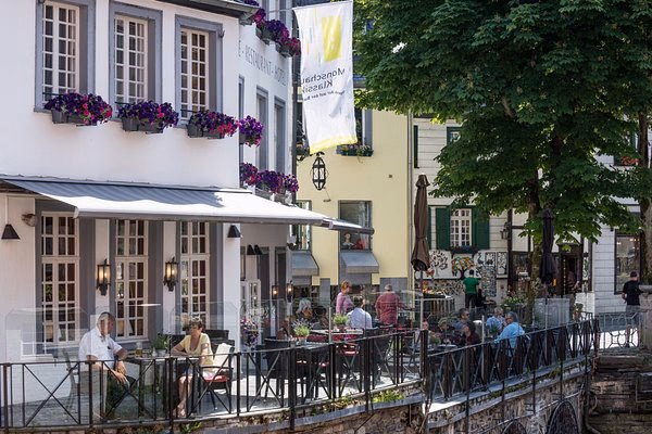 Wie viele Menschen leben in Monschau?