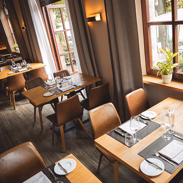 Wie alt ist Mögeldorf?