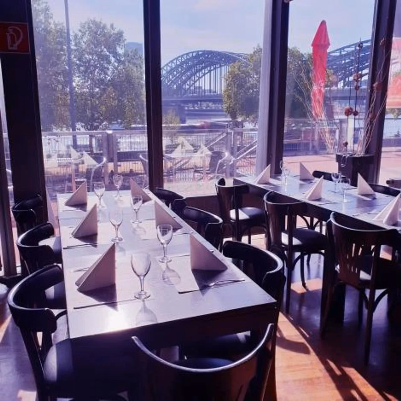 Kann man im Musical Dome Köln essen?