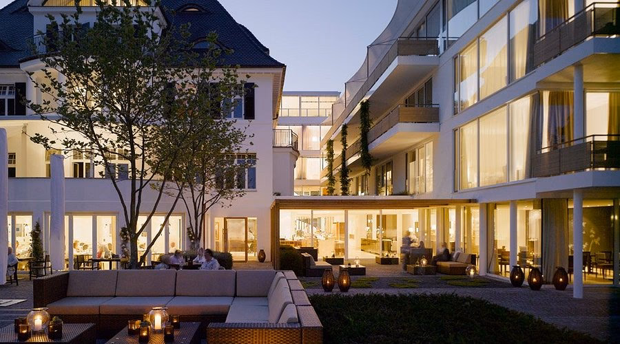 Wie groß ist der Wellbeing-Bereich des Riva Hotels?