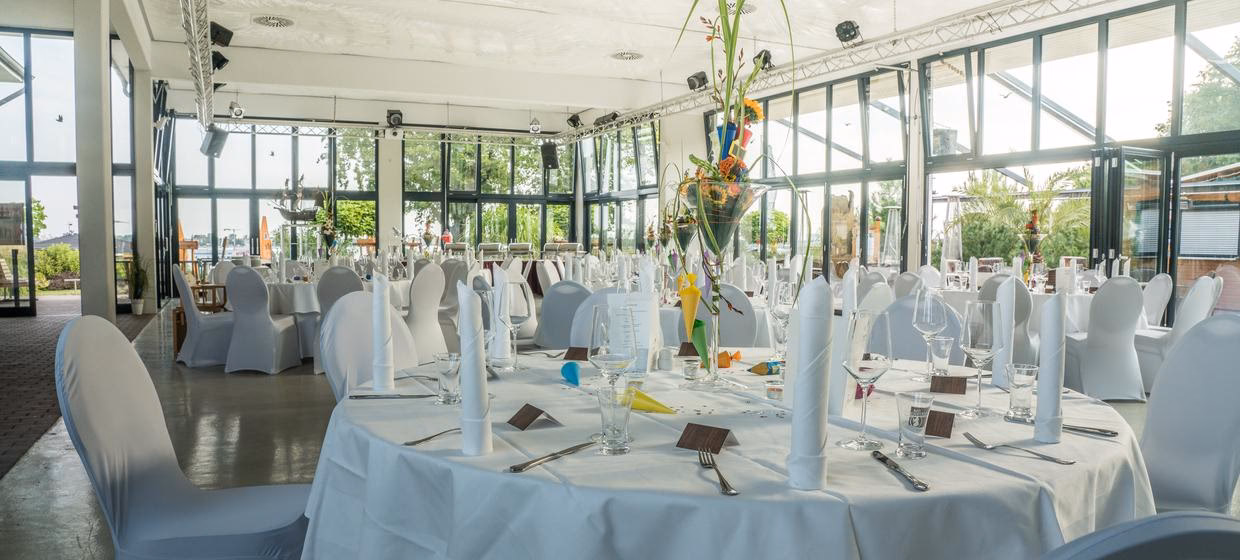 Wo kann man auf der Eisbahn Rübezahl am Müggelsee schlittschuhlaufen?