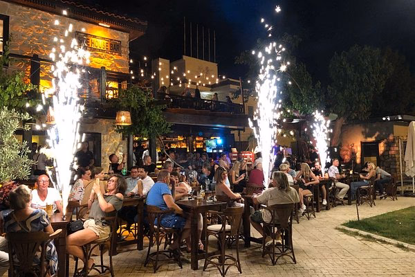 Wie bestellt man in einem Restaurant in der Türkei?