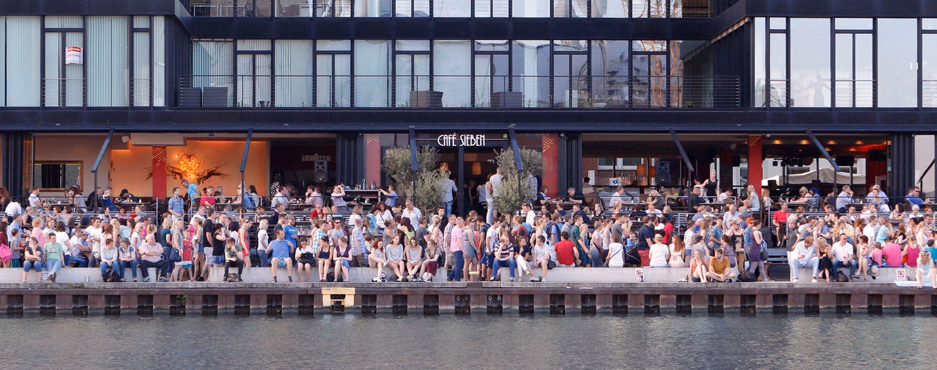 Hat Tony Singh ein Restaurant?