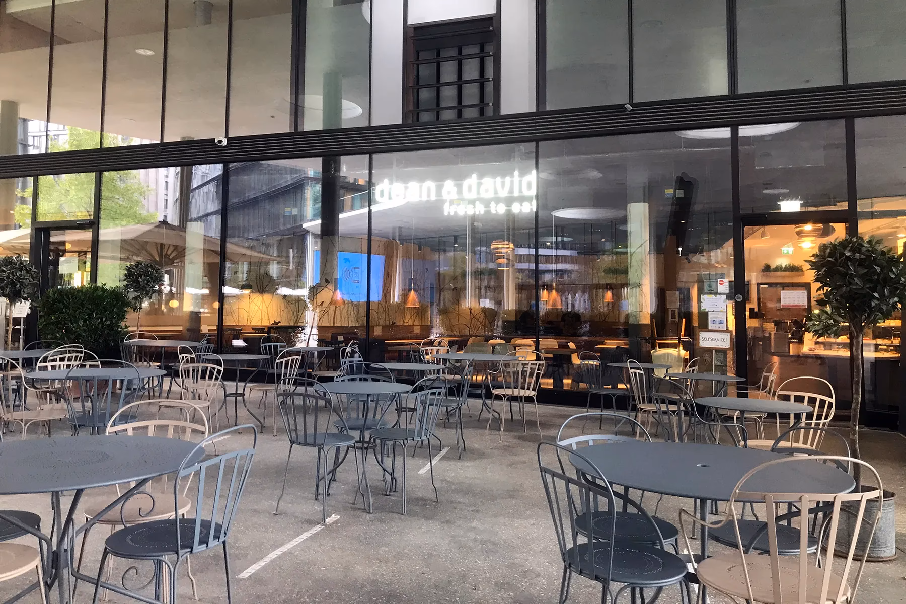 Ist Wien HBF das Gleiche wie der Hauptbahnhof?