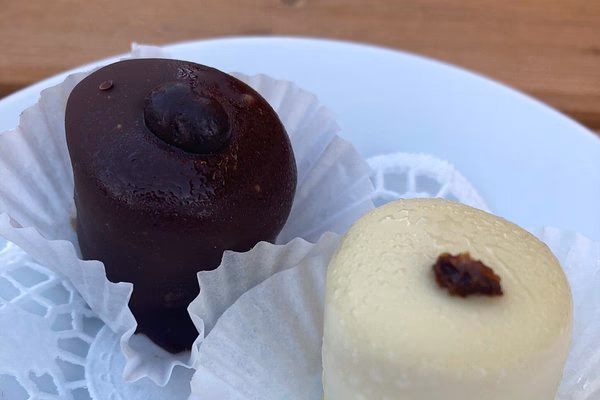 Welches Land besitzt Kilimandscharo-Restaurants?