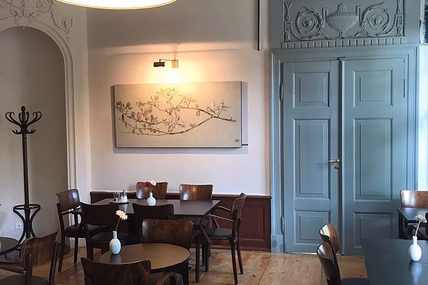 Wie viele Leute wohnen in Halberstadt?