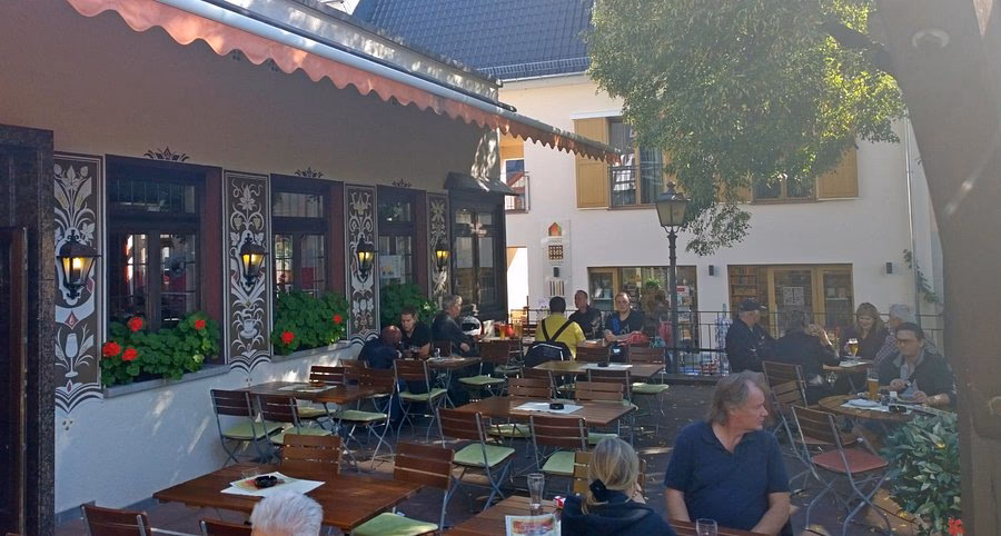 Können Sie eine gute Website für Restaurantbewertungen nennen?