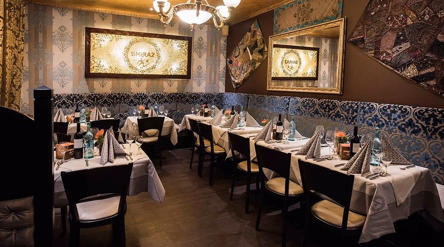 Was sind die Spezialitäten der Restaurants in Shiraz?