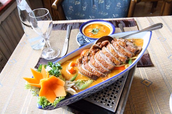 Warum ist thailändisches Essen zum Mitnehmen so teuer?