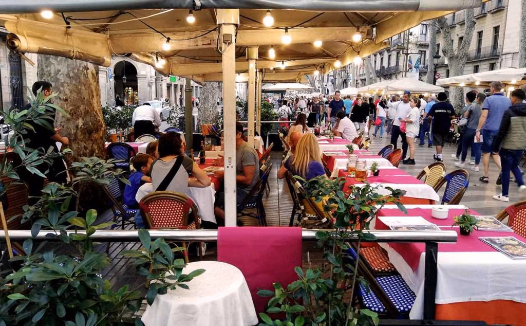 Wie viel Trinkgeld gibt es in einem spanischen Restaurant?