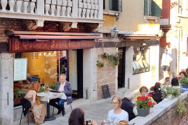 Gibt es in Venedig ein mit einem Michelin-Stern ausgezeichnetes Restaurant?