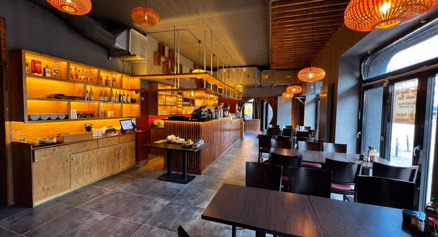 Was kann man an der Warschauer Straße machen?